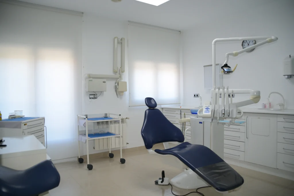 Clinica dental baza